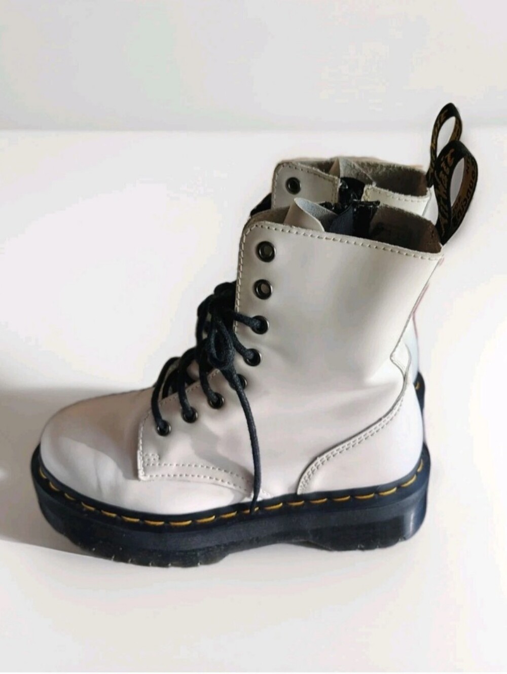 Dr. Martin Jadon White Lace-Up Platform Combat Boots Size 6